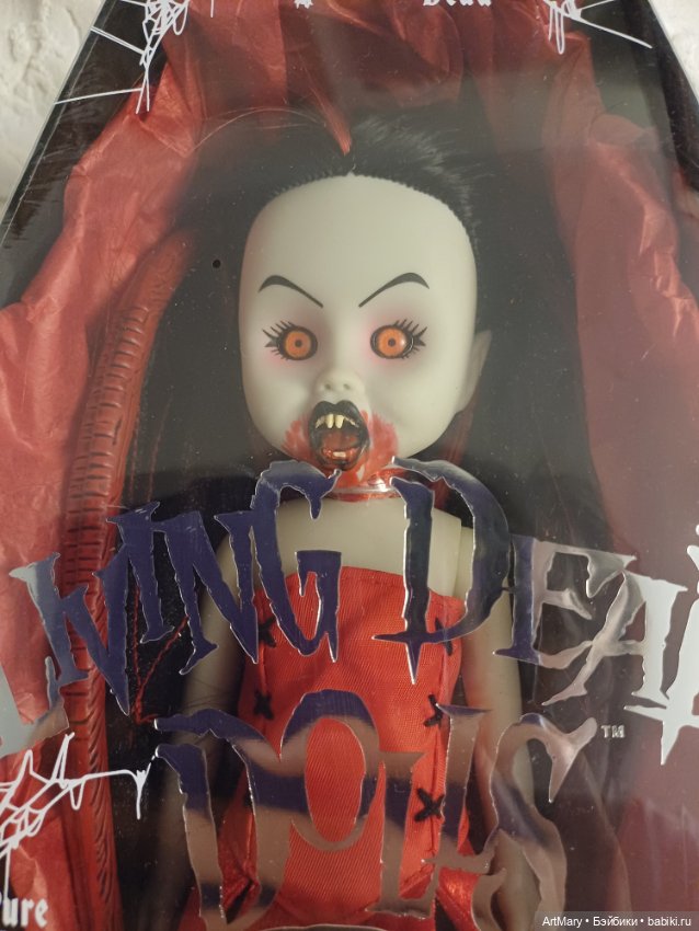 Лилит от Living dead dolls (фото 6)