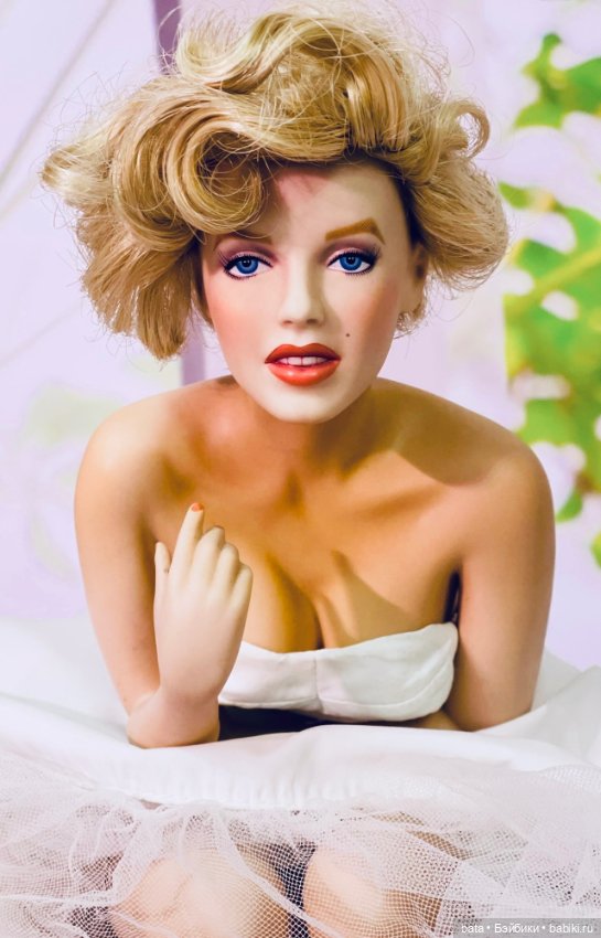 Фарфоровая кукла Marilyn Monroe от Franklin Mint Love Marilyn (фото 7)
