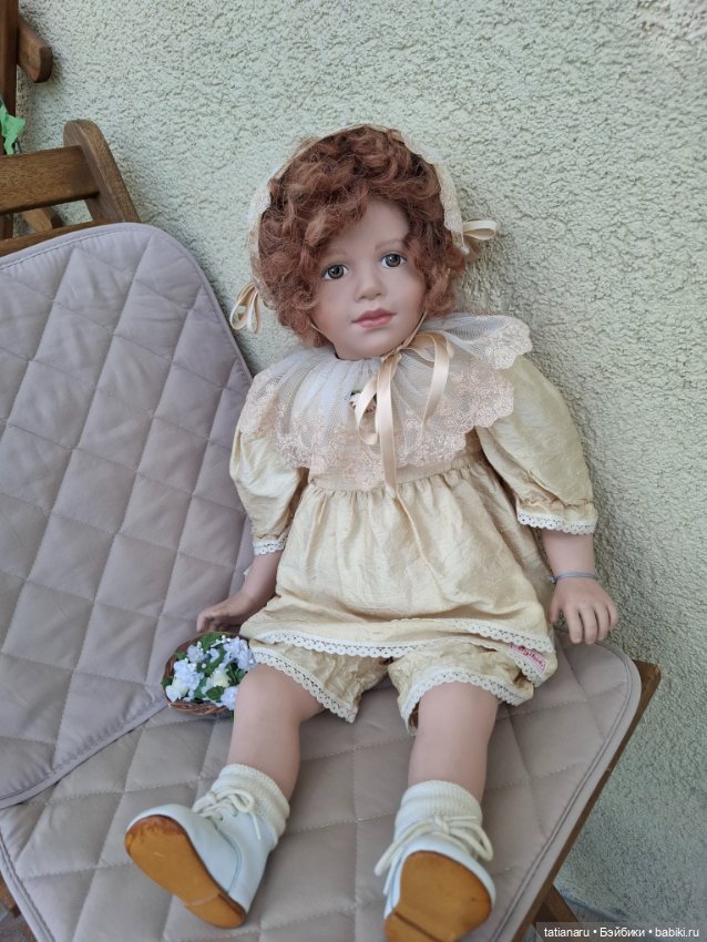Bernadette ( Бернадет), коллекционная виниловая кукла (фото 8)