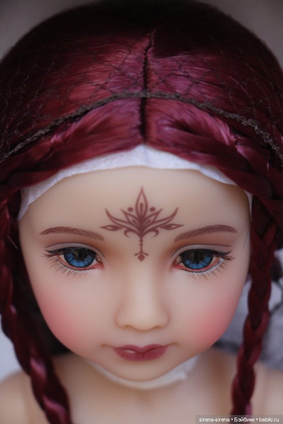 Медея с росписью на лице Руби Ред, Medea Ruby Red, полный комплект (фото 9)