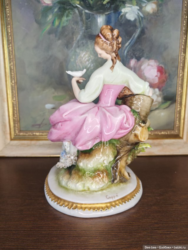 Capodimonte Дама с голубями Giuseppe Cappe (фото 3)