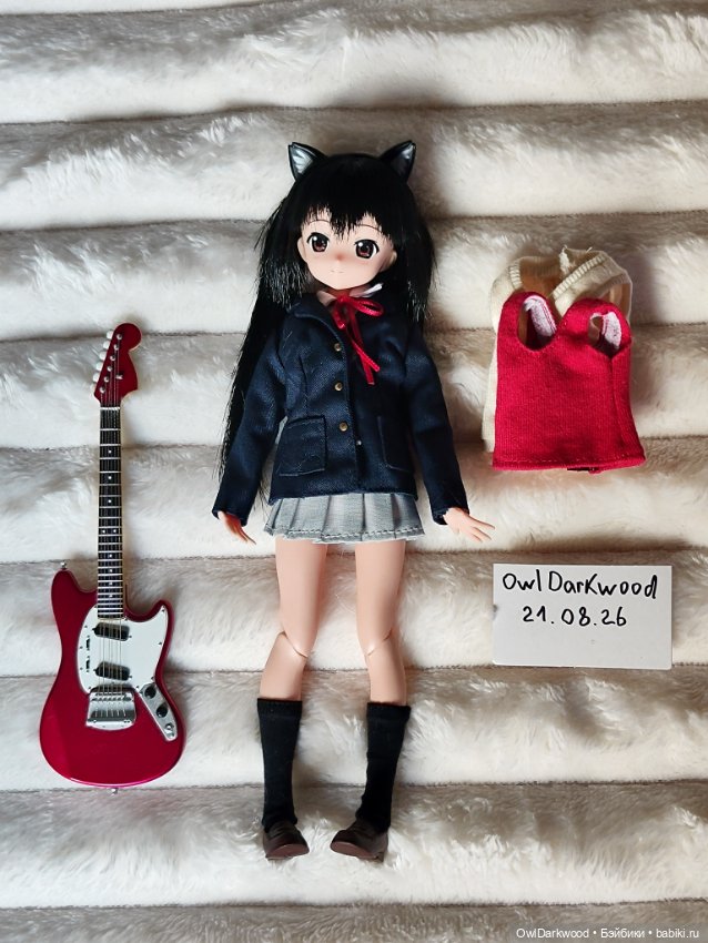 Azone K-ON! Azusa Nakano — Шарнирные куклы (не BJD)