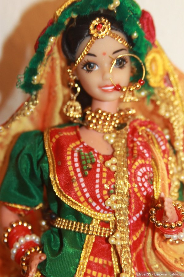 Редкая региональная Barbie Expressions of India Roopvati Rajasthani LEO (1997) (фото 3)