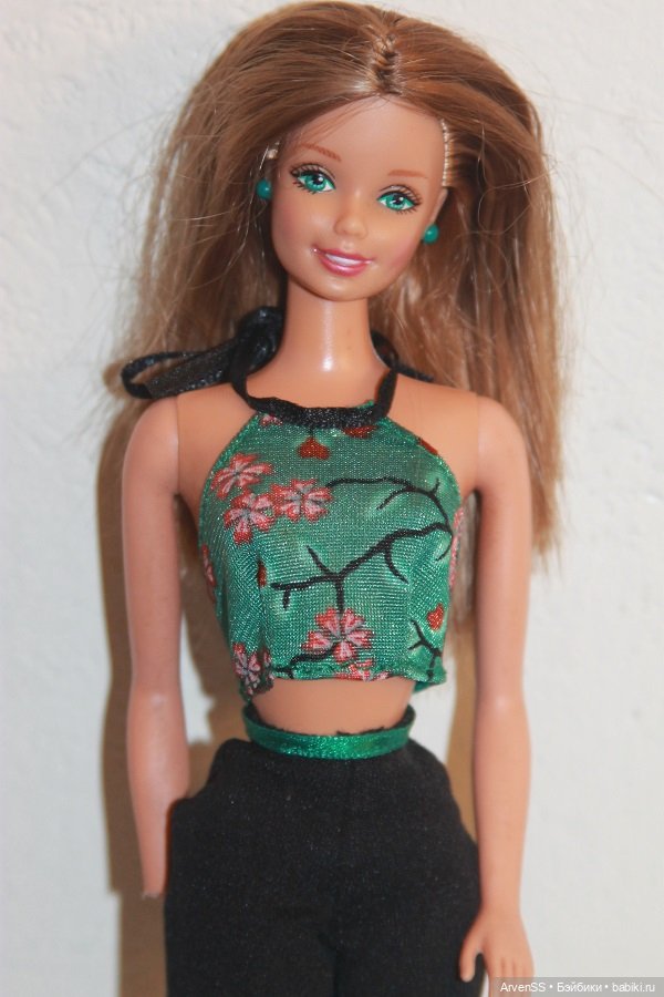 Зеленоглазая суперстарка Style Barbie, Dark blonde (1998) с нюансом
