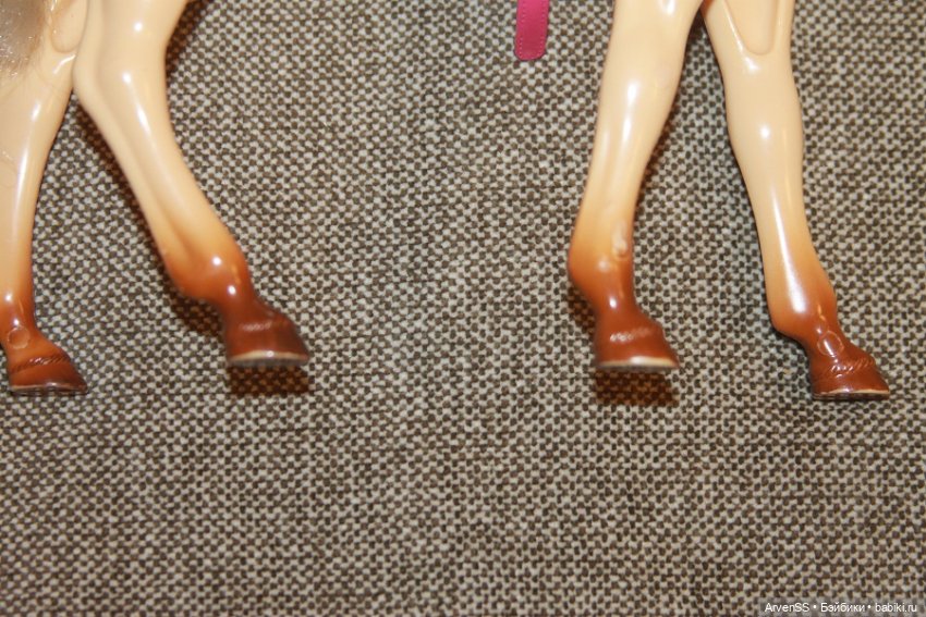 Лошадь для Барби из сета Barbie® & Tawny™ Set (фото 8)