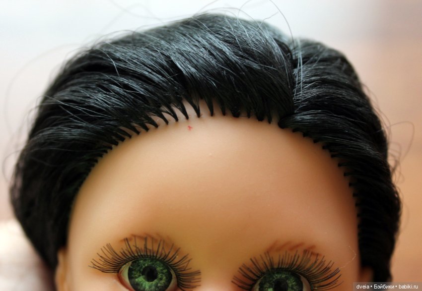 Кукла Найя брюнетка с зелеными глазами Vidal Rojas Dolls (Испания) (фото 8)