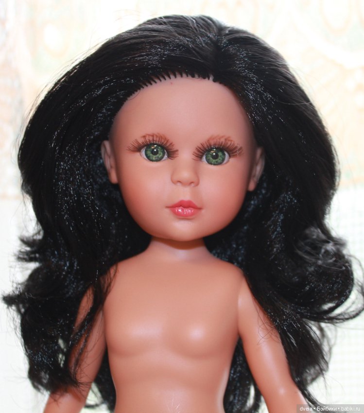 Кукла Найя брюнетка с зелеными глазами Vidal Rojas Dolls (Испания)