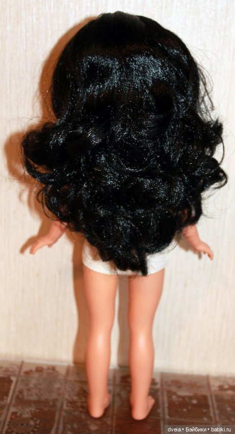 Кукла Найя брюнетка с зелеными глазами Vidal Rojas Dolls (Испания) (фото 5)