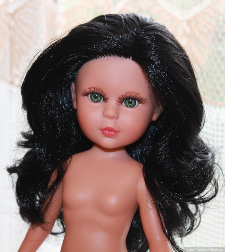 Кукла Найя брюнетка с зелеными глазами Vidal Rojas Dolls (Испания) (фото 4)