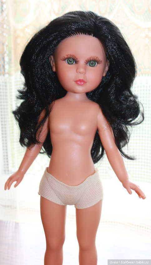 Кукла Найя брюнетка с зелеными глазами Vidal Rojas Dolls (Испания) (фото 2)