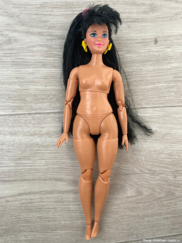 Barbie All American Kira на пышке мтм