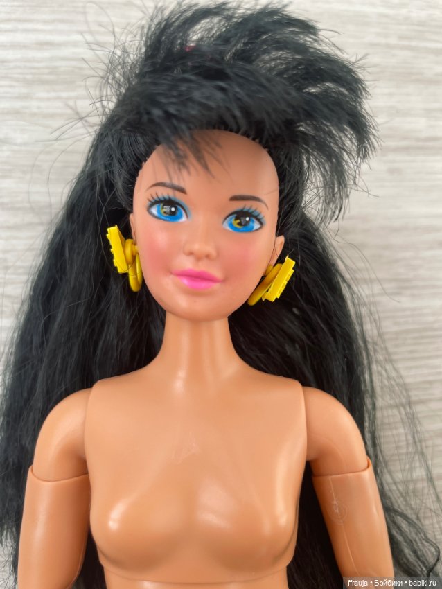 Barbie All American Kira на пышке мтм (фото 3)