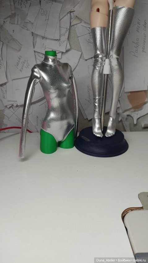 Боди и чулки серебро — Одежда для BJD