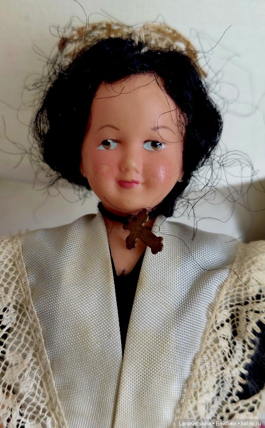 Кукла из пластика Petitcollin. Франция