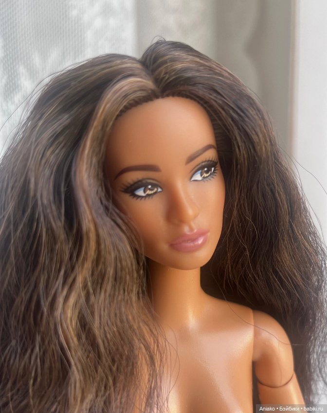 Кукла Barbie Roots 50th Anniversary (фото 2)