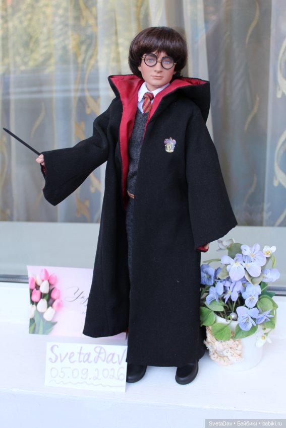 Кукла Роберта Тоннера Гарри Поттер Тonner Harry Potter at Hogwarts