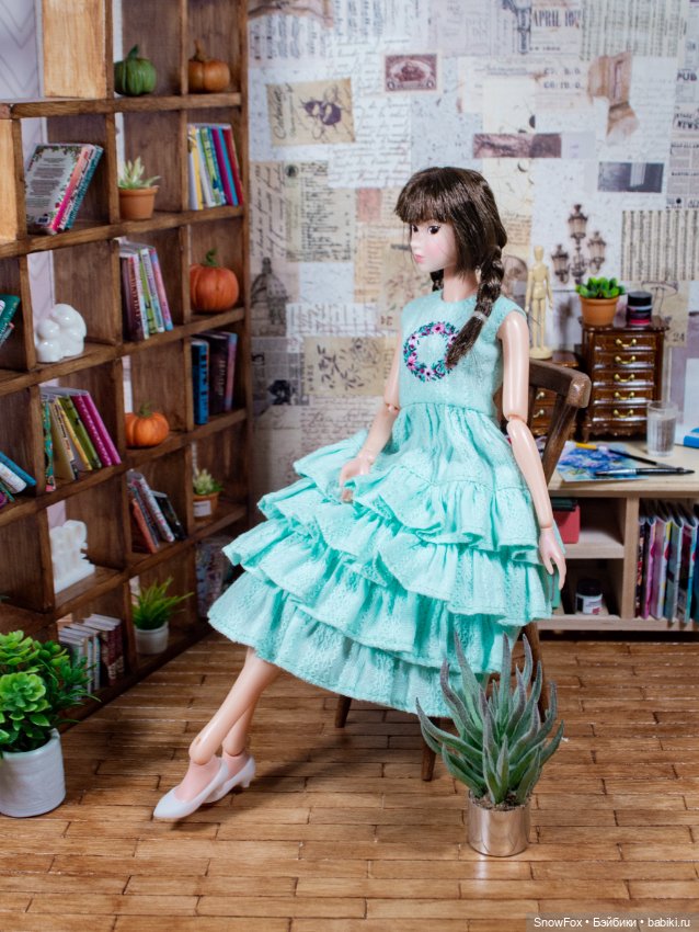 Платье "Венок" для кукол Momoko (стандарт,подросток), Barbie (низкая) (фото 2)