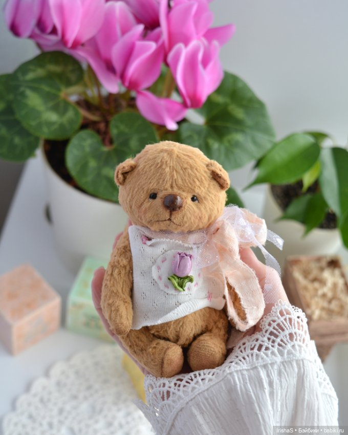 Тедди мишка в шапке зайца, Teddy bear (фото 3)