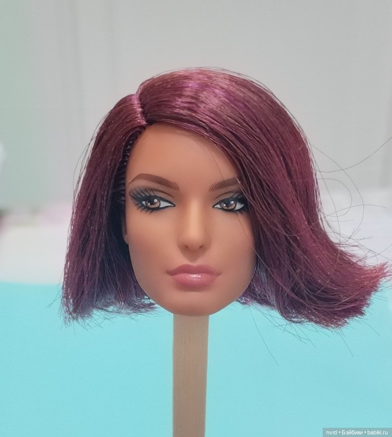 Голова Мармейд из набора You Create Barbie Basics Neutral Kit 001