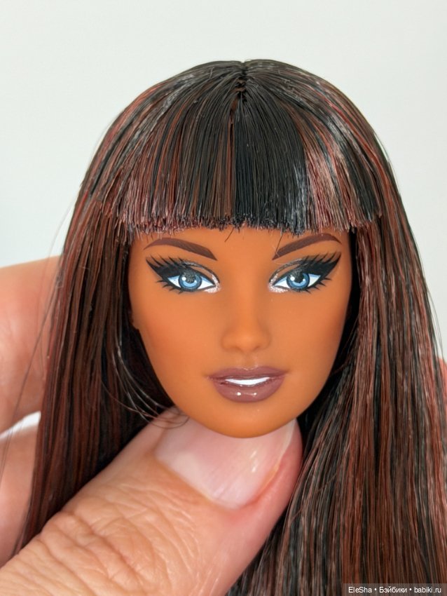 Голова Анна-Лара из набора You Create Barbie Basics