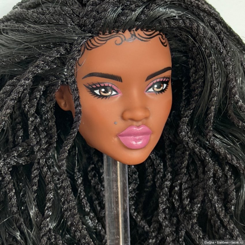 Голова Эль из набора You Create Barbie Basics (фото 2)