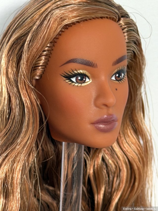 Голова Нишель набор You Create Barbie Basics (фото 3)