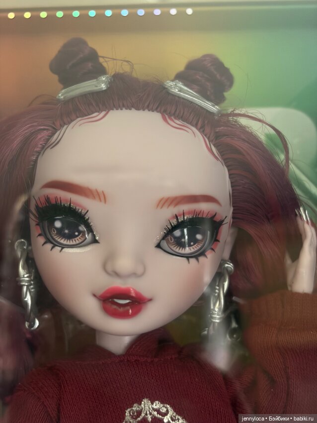Rainbow High - Shadow High Scarlet Rose (Скарлет) НРФБ (фото 7)