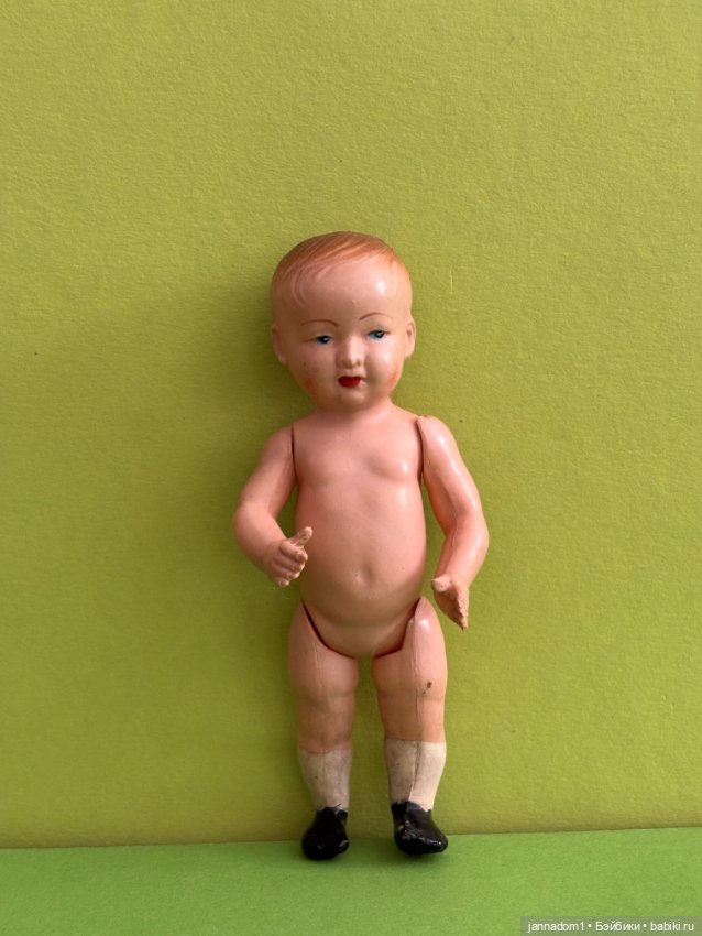Целлулоидный пупсик Petit Collin, Франция, высота 12 см (фото 2)