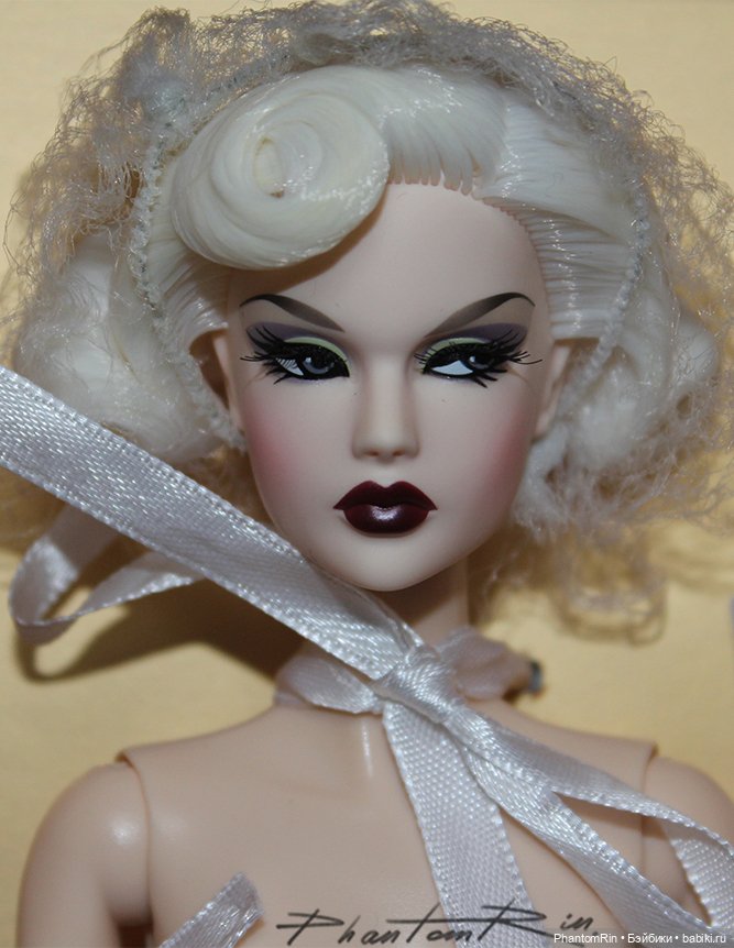 Anna May - "The September Issue" (JHD Toys)