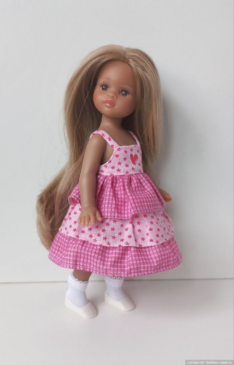 Наряды на куклу mini Paola reina 21 см