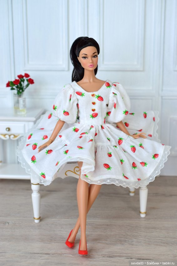 Платье на Integrity Toys — Одежда