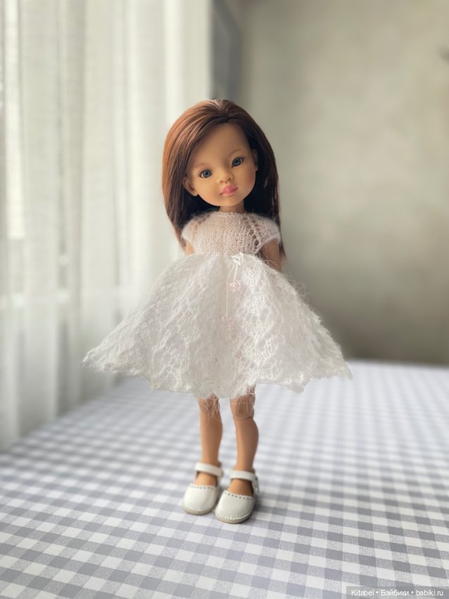 Ажурное платье для Паола Рейна