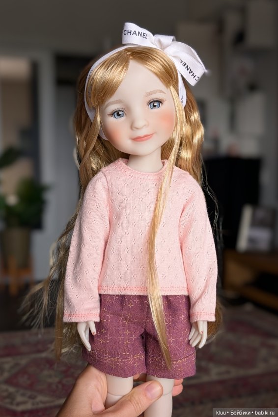 Ruby Red Sarah — Шарнирные куклы (не BJD)