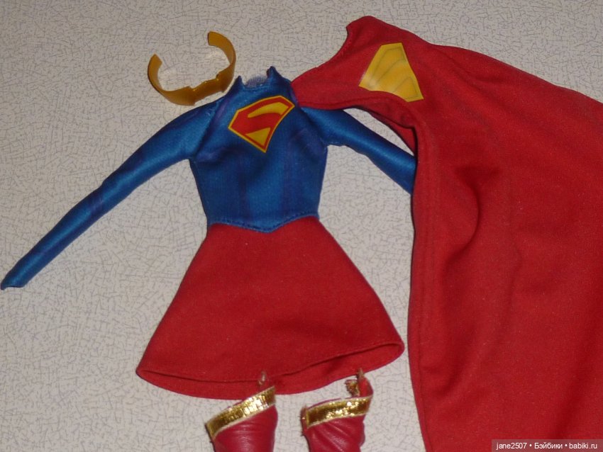 Полный аутфит коллекционной Барби Barbie Supergirl 2026 новый (фото 3)
