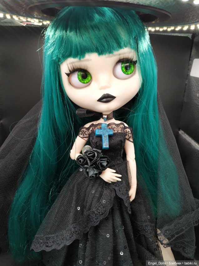 Кастомная Блайз Ариадна Готическая Невеста (Custom Blythe) c шейным шарниром