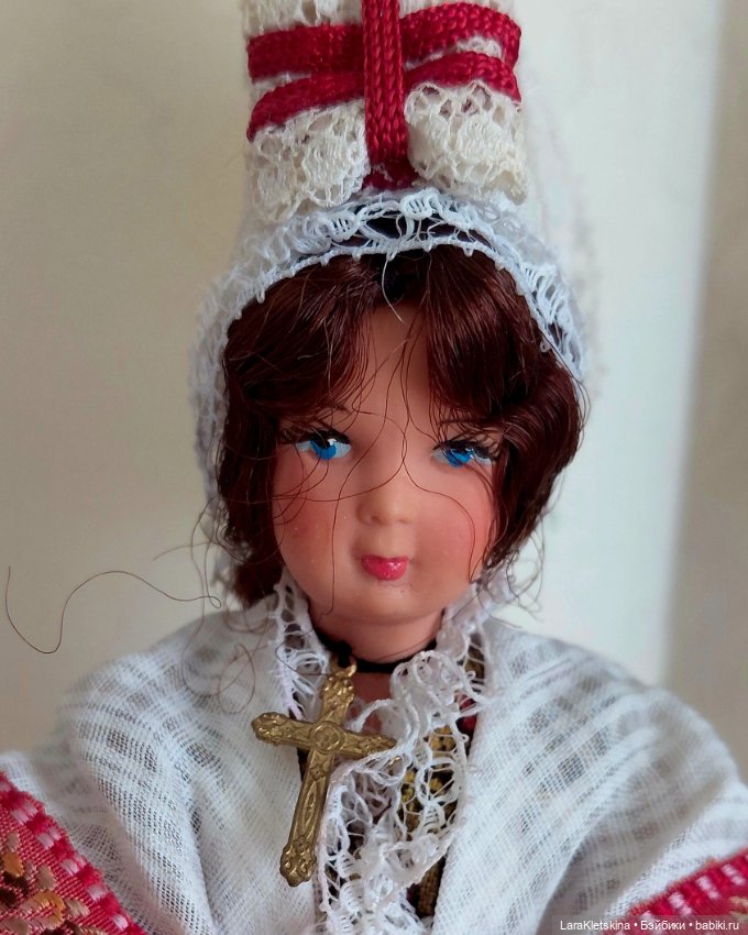 Кукла из пластика. Petitcollin. Франция