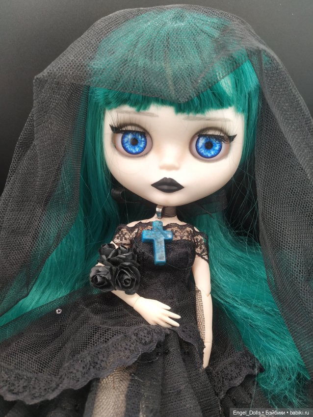 Кастомная Блайз Ариадна Готическая Невеста (Custom Blythe) c шейным шарниром (фото 5)