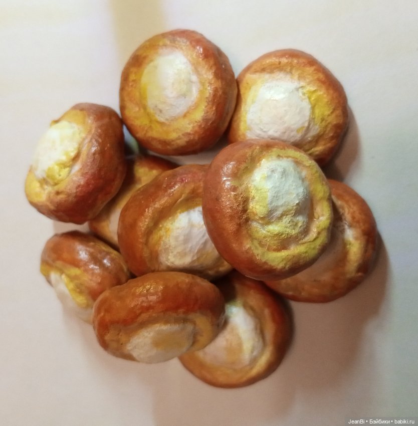 Ватные ватрушки для маленьких кукол ручной работы