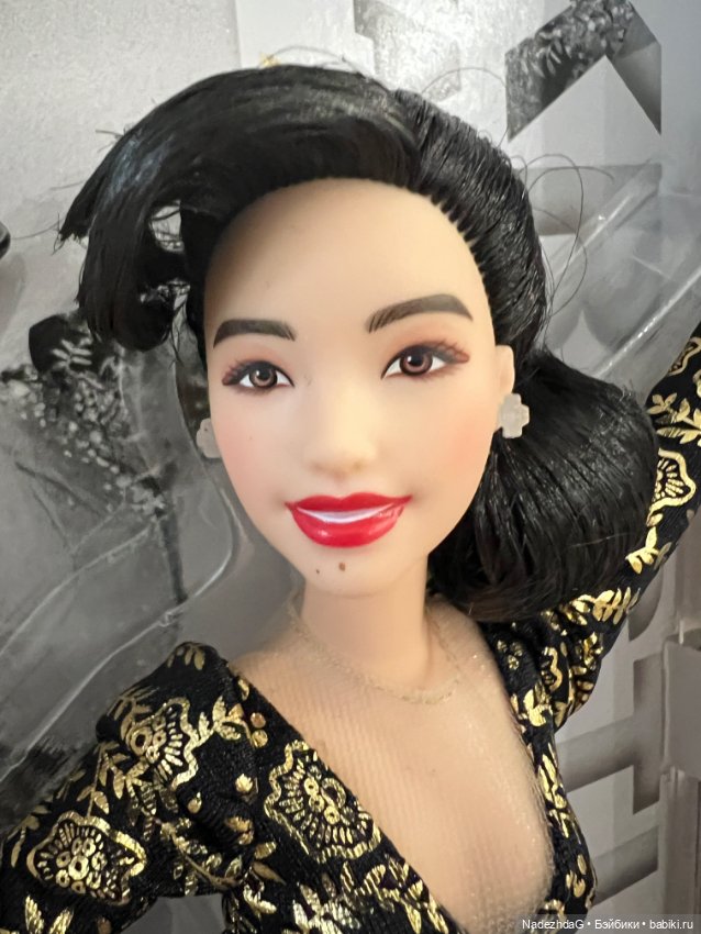 Kristi Yamaguchi, Барби Кристи Ямагучи (фото 2)