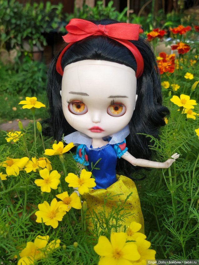 Кастомная Блайз Белоснежка c шейным шарниром (Blythe Snow White)