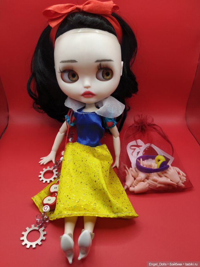 Кастомная Блайз Белоснежка c шейным шарниром (Blythe Snow White) (фото 3)