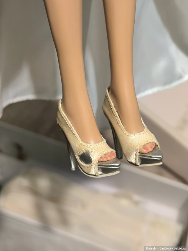 Tonner Sydney Winter Whisper (фото 5)