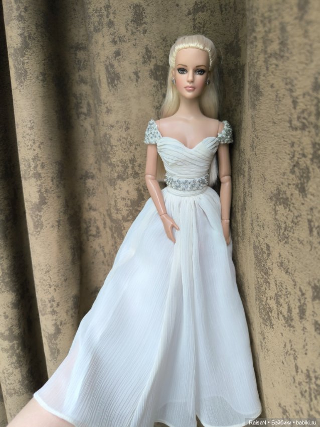 Tonner Sydney Winter Whisper (фото 7)