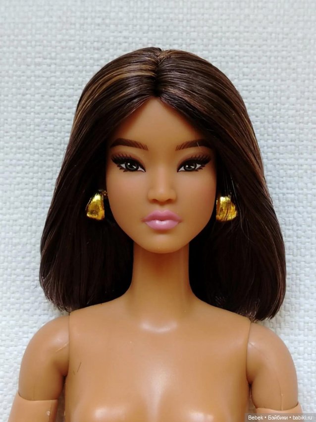 Barbie Basics азиатка Кит в родном аутфите (фото 7)
