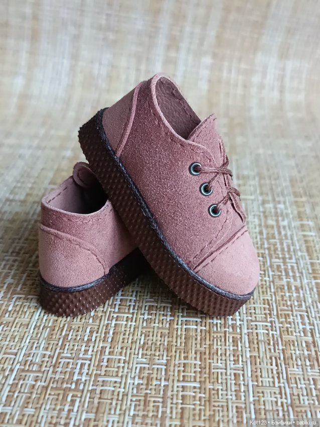 Кеды для Руби Ред Ruby Red Fashion Friends (фото 4)