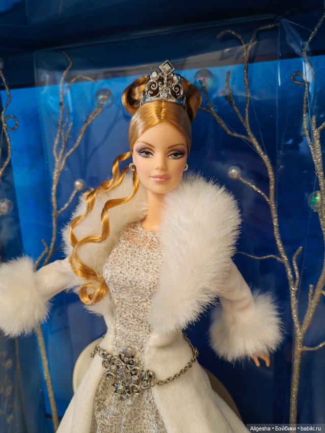 Holiday Visions Barbie Winter Fantasy 2003 (фото 2)