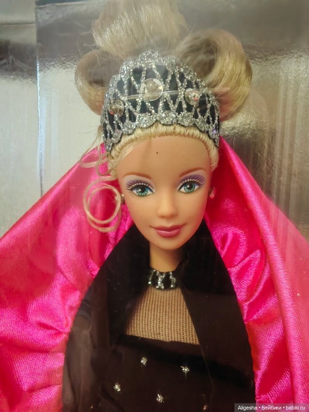 Happy Holidays Barbie 1998 (фото 2)