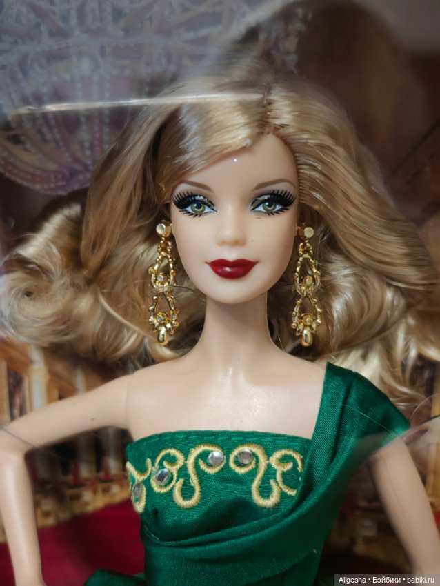 Holiday Barbie 2011 — Игровые куклы (фото 3)