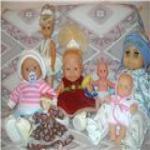 Вот и моя,скромненькая кукольная семья.Пока скромная...:)