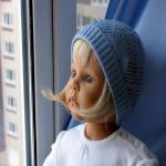 "Две принцессы под окном, сели поздно вечерком!" и лялька Машулька! Еще добавила фото!